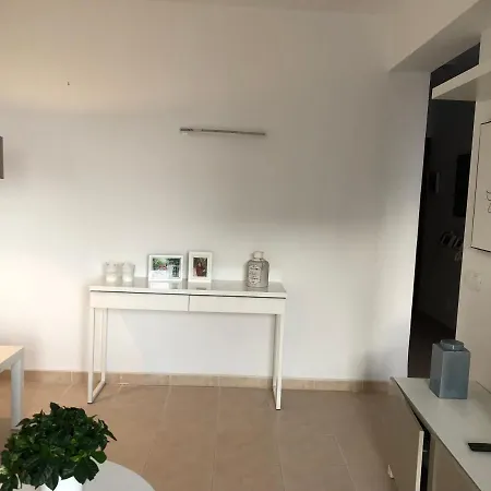 Mabel Apartment
